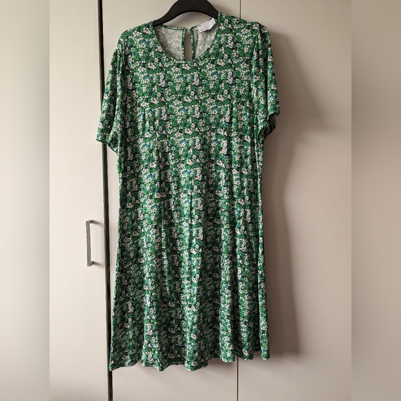 Green Floral Dress Asos Curve Size 20 - Picture 4 of 10